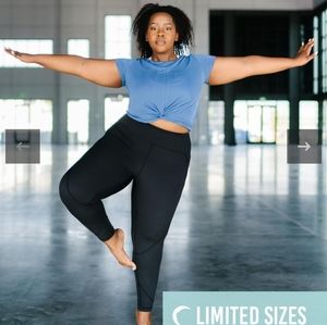 Zyia cropped workout short sleeved cropped shirt